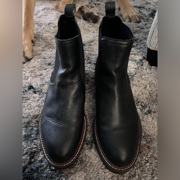 Calson Chelsea boots - size 8.5M - Picture 2 of 3